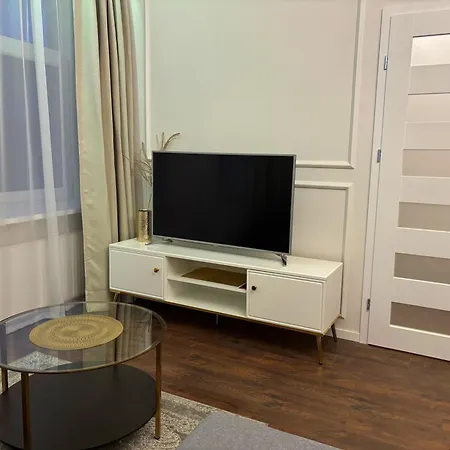 아파트 Centre Modern Elegance In 2026 Fully Renovated *