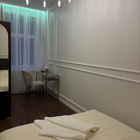 Apartman Centre Modern Elegance In Newly Renovated *