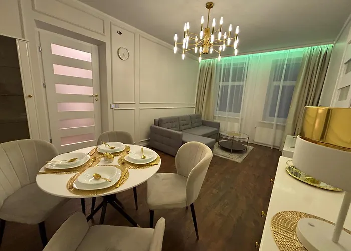 아파트 Centre Modern Elegance In 2026 Fully Renovated