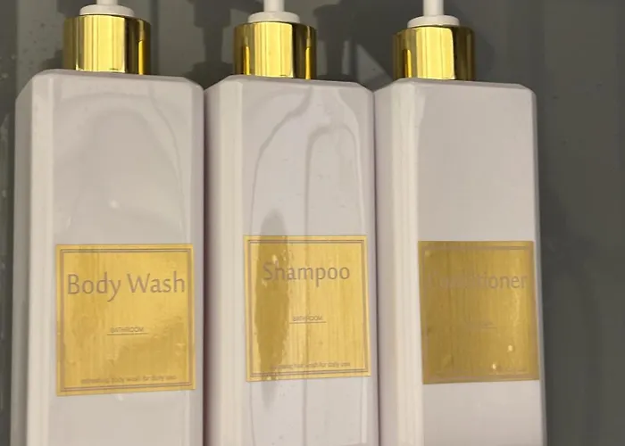 Centre Modern Elegance In 2026 Fully Renovated 아파트