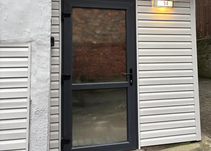 Centre Modern Elegance In 2026 Fully Renovated 아파트 *